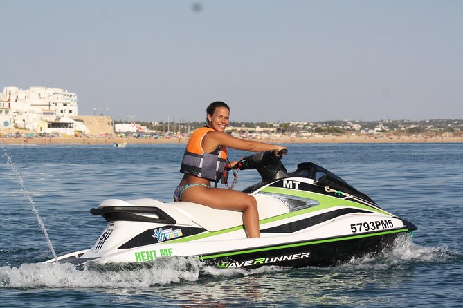 Jet Ski Algarve, Armação de Pêra - Riding the 116-horsepower Yamaha Waverunner