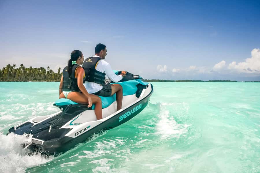 Jet Ski Around Bora Bora - Speed Through Paradise - Riding across the Bora Bora lagoon