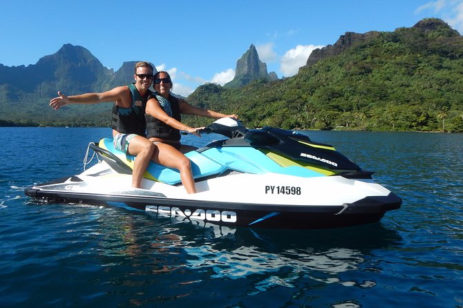 Jet-Ski Découverte 1H00 Jet Ski excursion to Moorea (Single or two-seater) - A short tour with a useful mix of activity