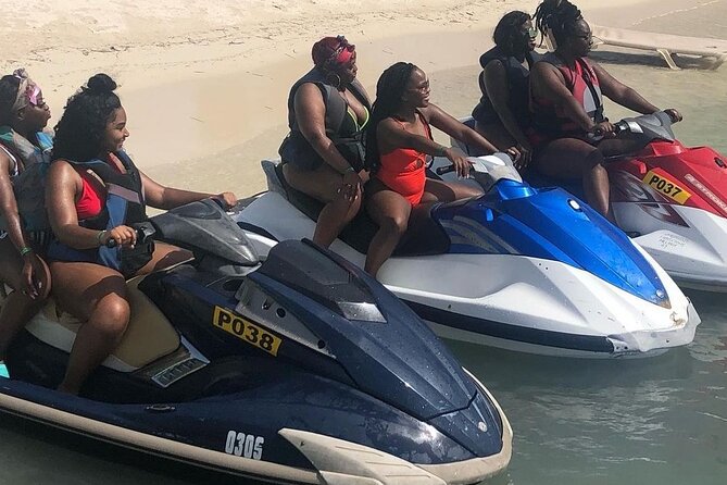 Jet Ski/ Parasailig Water Activity in Montego Bay Jamaica. - What the private format changes