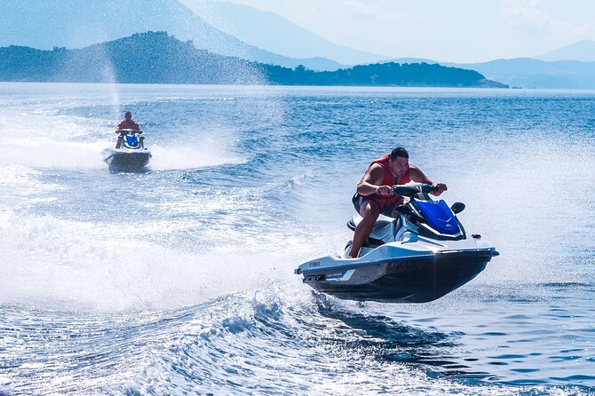 Jet Ski Rent 30 min - The safety briefing and first run