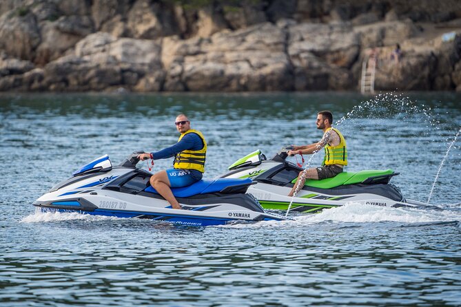 Jet Ski Rent 30 min - Starting at Masarykov put 12