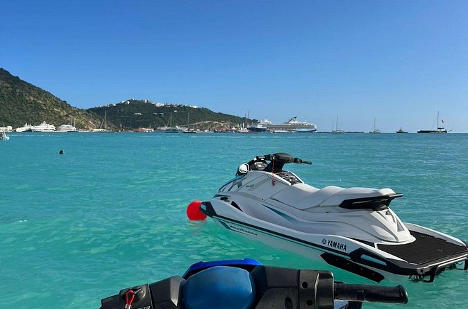 Jet Ski Rental & Beach in St.Maarten + Beach Chairs - Why first-time riders may feel comfortable