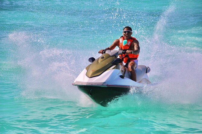 Jet Ski Rental in Cancun for 2 People - The first lesson with Jorge or Mayra
