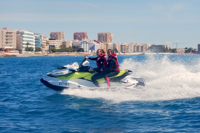 Jet Ski Rental In Torrevieja - Key points to know before you ride