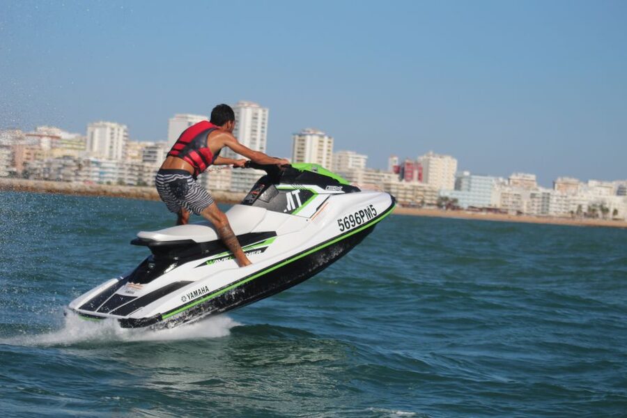Jet Ski Rental in Vilamoura - The five-minute boat ride to the circuit