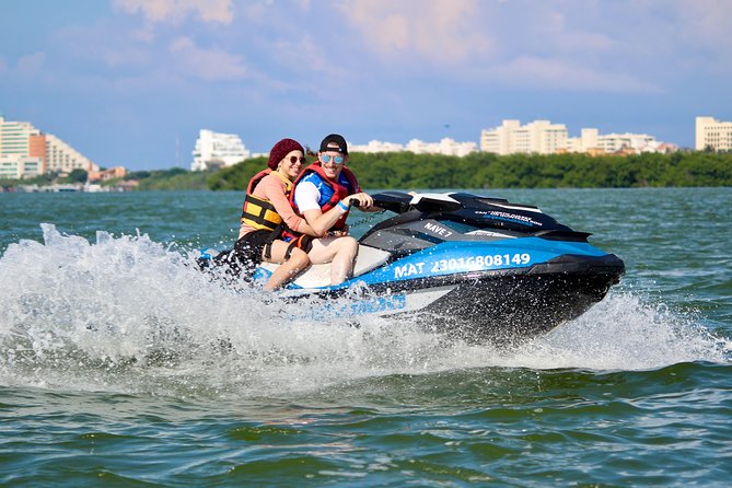 Jet Ski Rentals in Cancun: 30-Minute Option (Shared Jetski) - What the $80 price includes, and what it does not