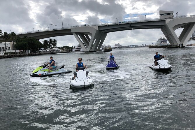 Jet Ski Ride in Fort Lauderdale Beach - Reaching the fast zone