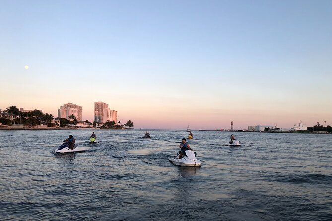 Jet Ski Ride in Fort Lauderdale Beach - Sharing one jet ski with a partner