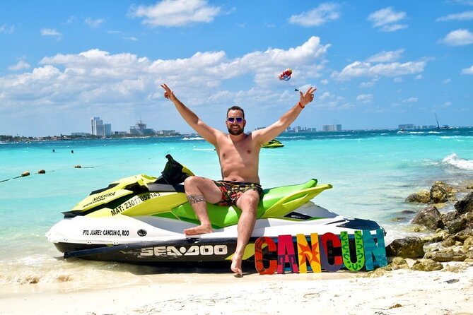 Jet Ski Ride on the Cancun Coast 30 Minutes - What the $95.53 group price really buys