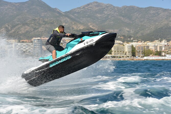 JET SKI TOUR Experience 1 Hour. - Getting Ready for a License-Free Ride