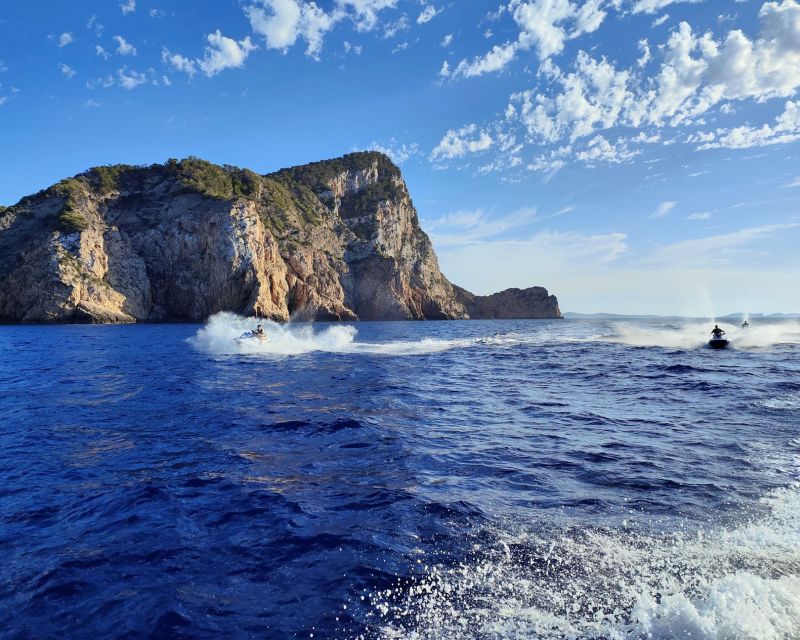 Jet Ski Tour to Cala Albarca from San Antonio - The briefing and first run