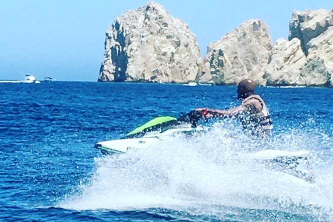 Jet Skiing in Cabo San Lucas - What the Yamaha 1100 WaveRunner feels like