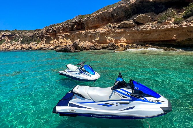 Jetski 1h Ibiza Coast Tour - Timing, meeting point, and the season