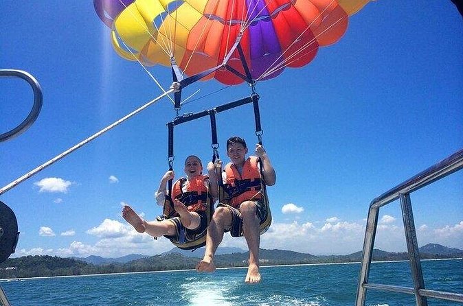 Jetski and Parasailing w/ Entry & Private Transportation - Why the private ride changes the value