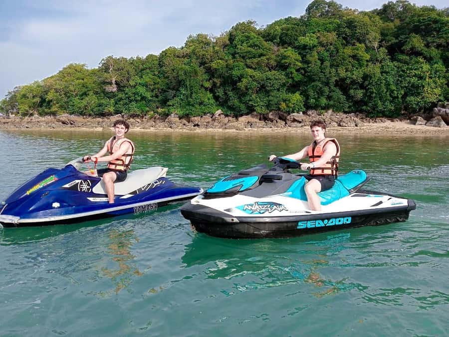 Jetski Halfday - Your first ride toward Rang Yai Island
