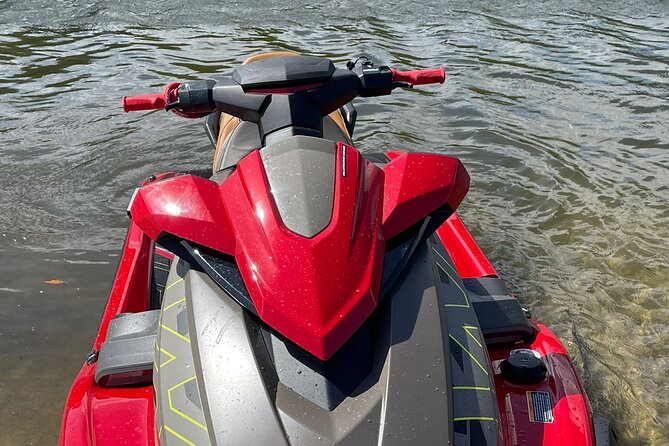 Jetski Rentals - From canals to mansions and mega-yachts