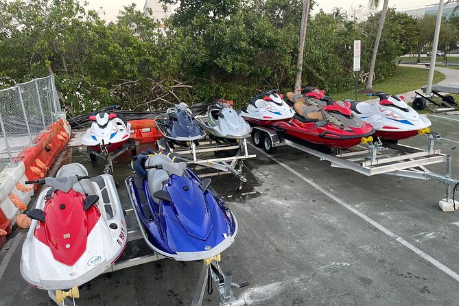 Jetski Rentals - Group size and the feel of the outing