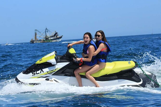 Jetski Ride Activity in El Medano Beach of Mexico - Returning Across Medano Beach