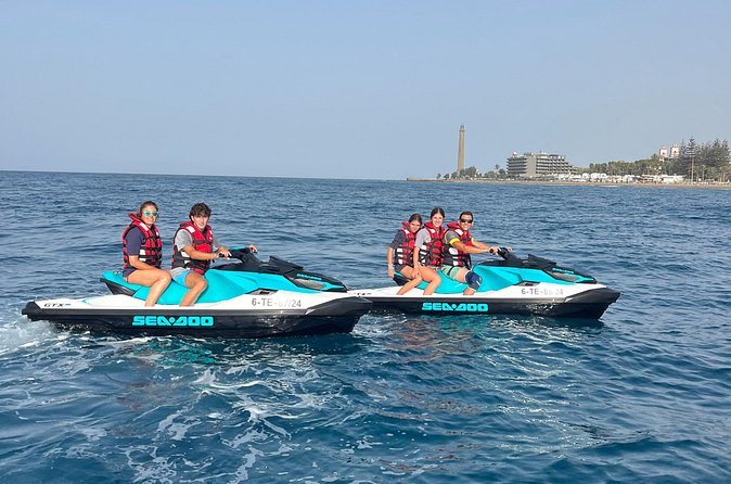 Jetski Tour in Maspalomas - Unlicensed - Guided Experience - A small group with room to ride