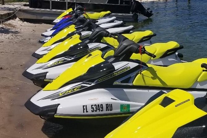 Jetski Waverunner Rental - Destin - Family riding and passenger limits