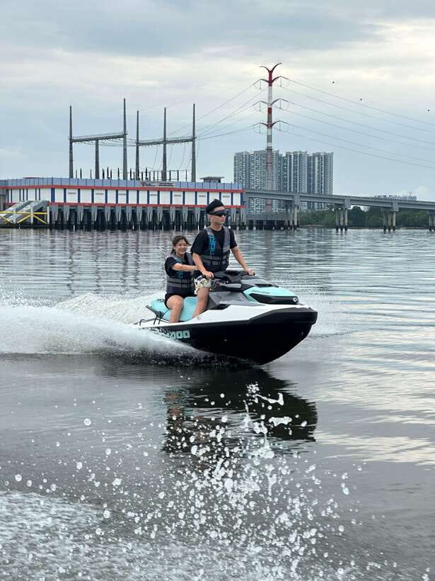 Johor Bahru : Seadoo JetSki 30mins Self Ride Tour (Double) - Following the 16-kilometer route toward Singapore
