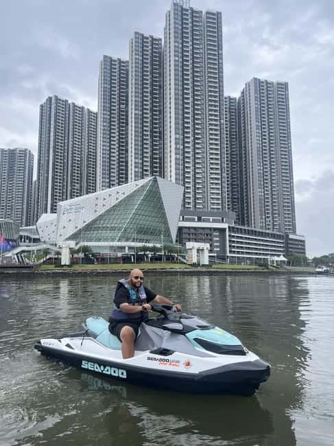 Johor Bahru : Seadoo JetSki 60mins Self Ride Tour(Single) - Ferry terminals, Stulang Beach, and the RTS Link