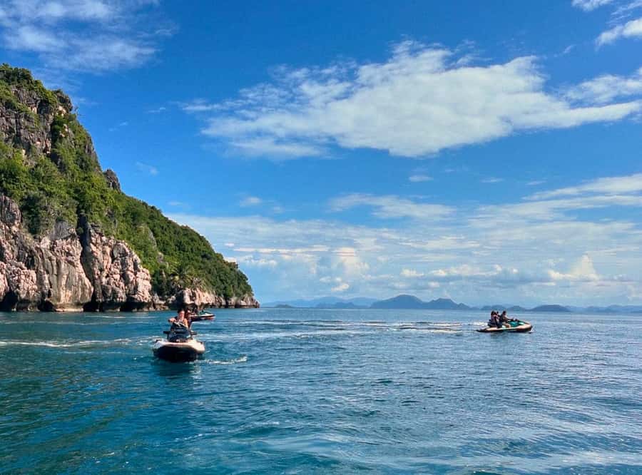 Koh Samui: Jetski Safari, Snorkeling to Pig & Virgin Islands - Who should book this experience?