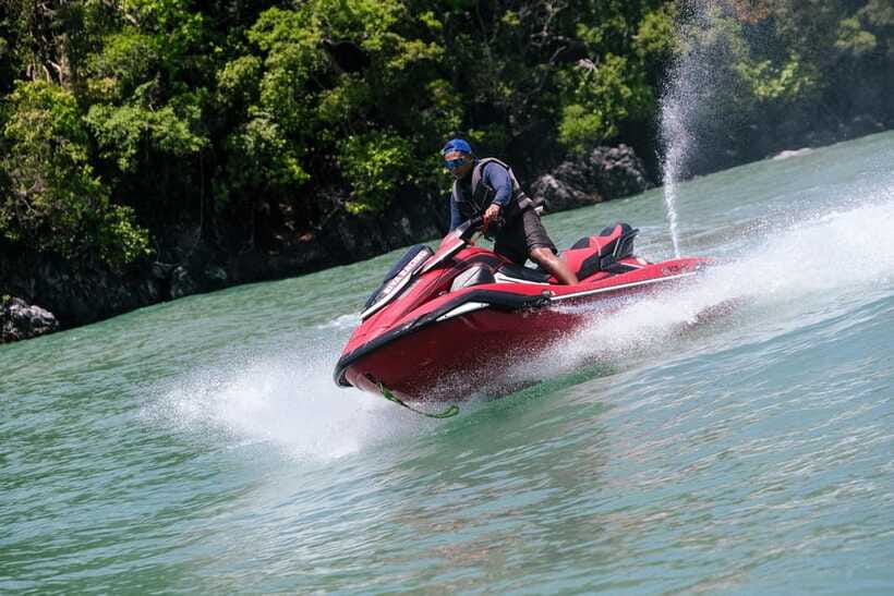 Langkawi: Jet Ski Adventure at Cenang Beach (30/45/60 Min) - Should you book the Red Ray Watersports ride?