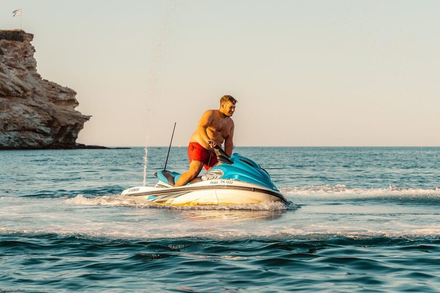 Lygaria Beach: Jet Ski - Playing with the waves in Ligaria Bay