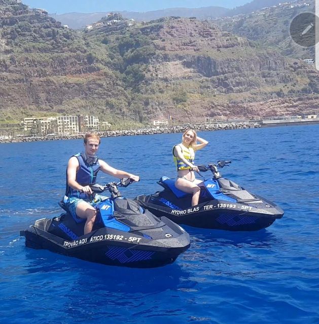 Madeira: Calheta Jet Ski Rental - Riding the closed circuit without a license