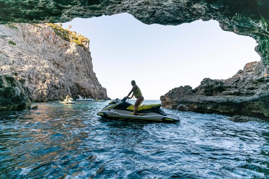 Mallorca Alcudia: Jack Sparrow Cave Jet Ski Tour - What the $234 price really covers