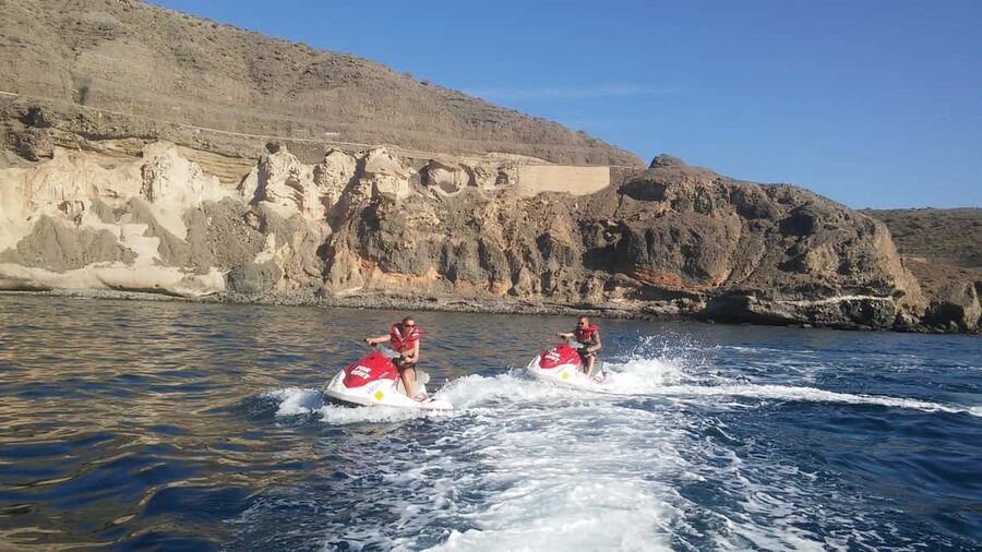 Maspalomas: Jetski Safari 60 Minutes - Free PickUp & DropOff - From hotel pickup to the coast