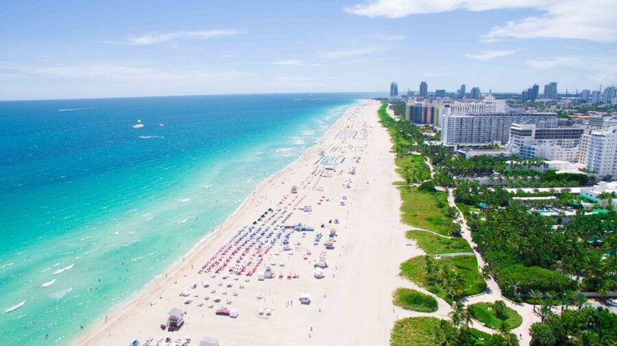 Miami: 1-Hour Jet Ski City Tour - A short stop at Monument Island