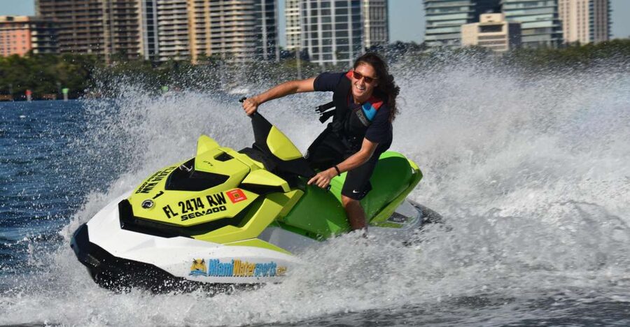 Miami: #1 Jet Ski Company used by Celebrities - Key points before you book