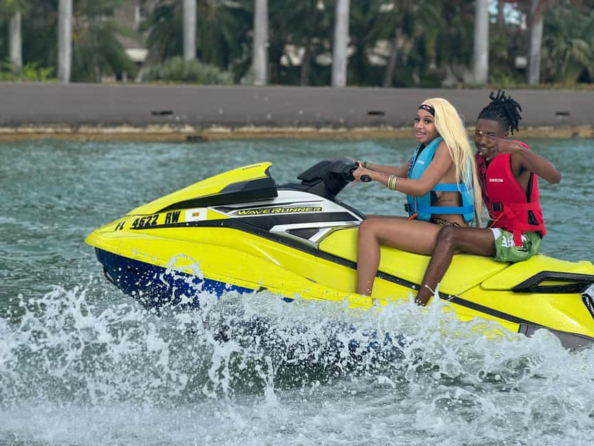 Miami Beach: WaveRunner 1 Hour Rental & 1 Hour Boat Ride - Key points to know before booking
