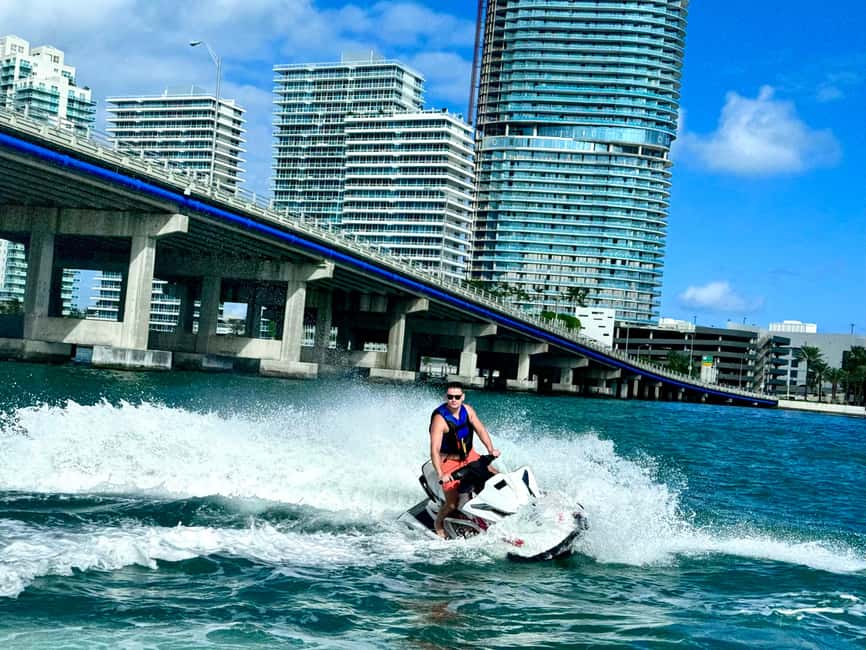 Miami Beach: WaveRunner 1 Hour Rental & 1 Hour Boat Ride - Should you book the Miami Beach WaveRunner ride?