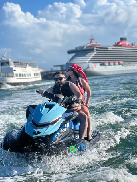 Miami: Biscayne Bay Jet Ski Rental - Sixty Minutes Across Biscayne Bay