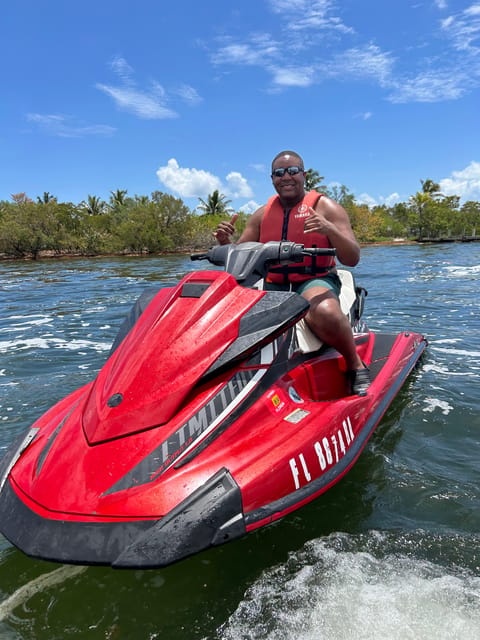 Miami: Jet Ski Adventure with Complimentary Speed Boat Ride - One hour on a jet ski in Biscayne Bay