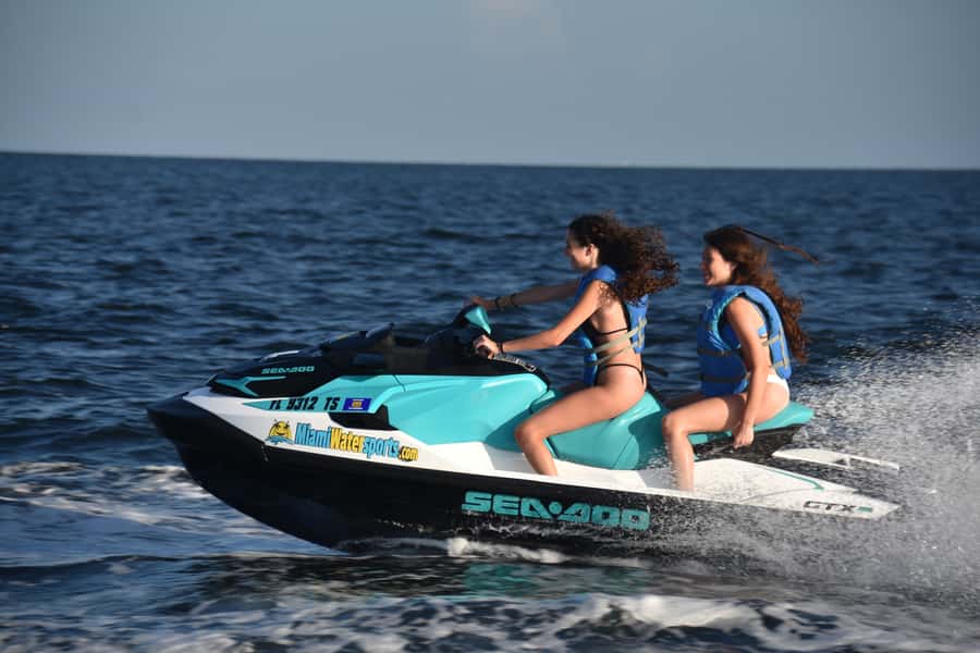 Miami: Jet Ski and SpeedBoat - Who will enjoy this most