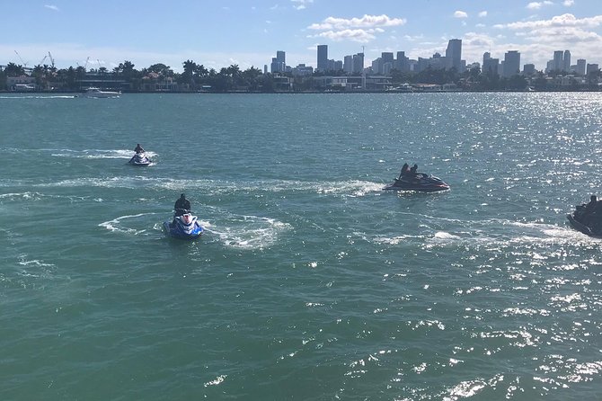 Miami Jet Ski Rental: chase the Ocean, ride the Waves - What the Miami jet ski outing is really like