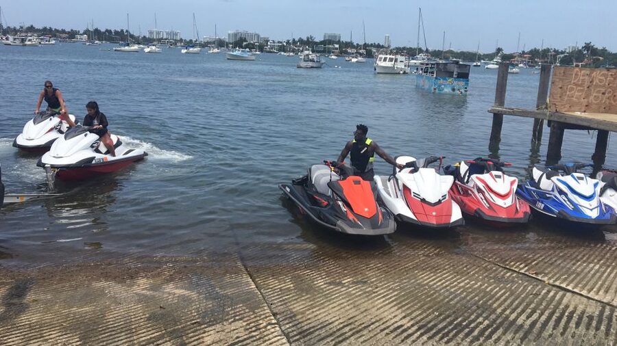 Miami: Jet Ski Rental with Instructor and Tutorial - From the marina to the jet ski platform