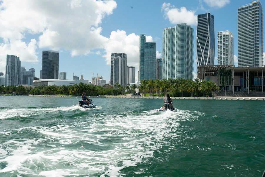 Miami: Jet Ski Riding from South Beach - What the South Beach setting adds