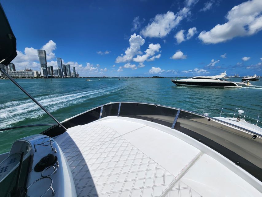 Miami Yacht Rental with Jetski, paddleboards, Inflatables - What the yacht setup means for your group