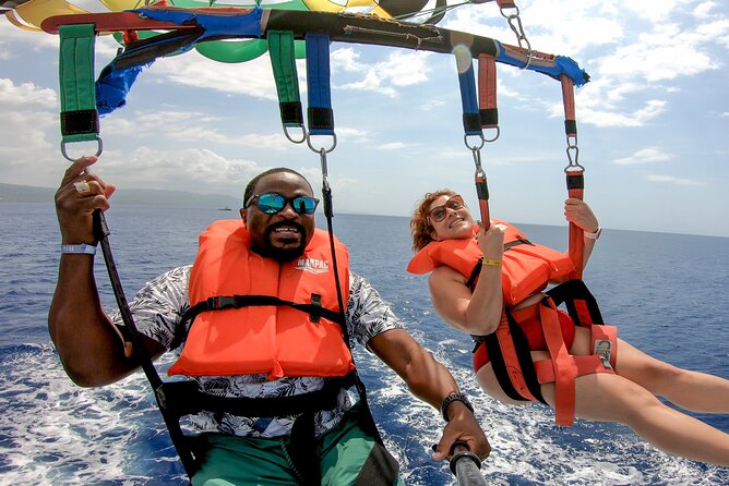 Montego Bay: Jet Car, Jet Ski and Parasailing - What the two-hour Montego Bay outing includes