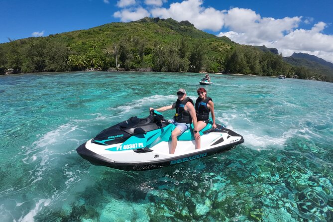 Moorea Solo or Twin Island Tour Jet Ski 4 hours - Choosing between a solo and twin jet ski