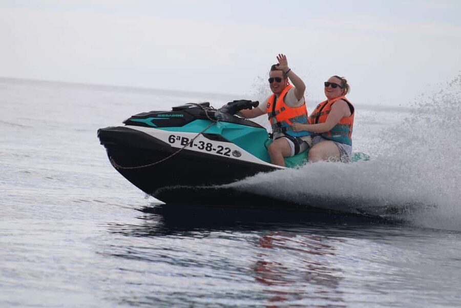 PACK TRIO Buggy, Jet Ski, and Parasailing Adventure - What kind of person will enjoy this most?