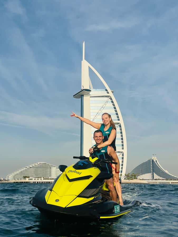 Palm Jumeirah: 1.5-Hour Guided Jet Ski Tour - Jumeirah Beach Residence and Dubai Marina