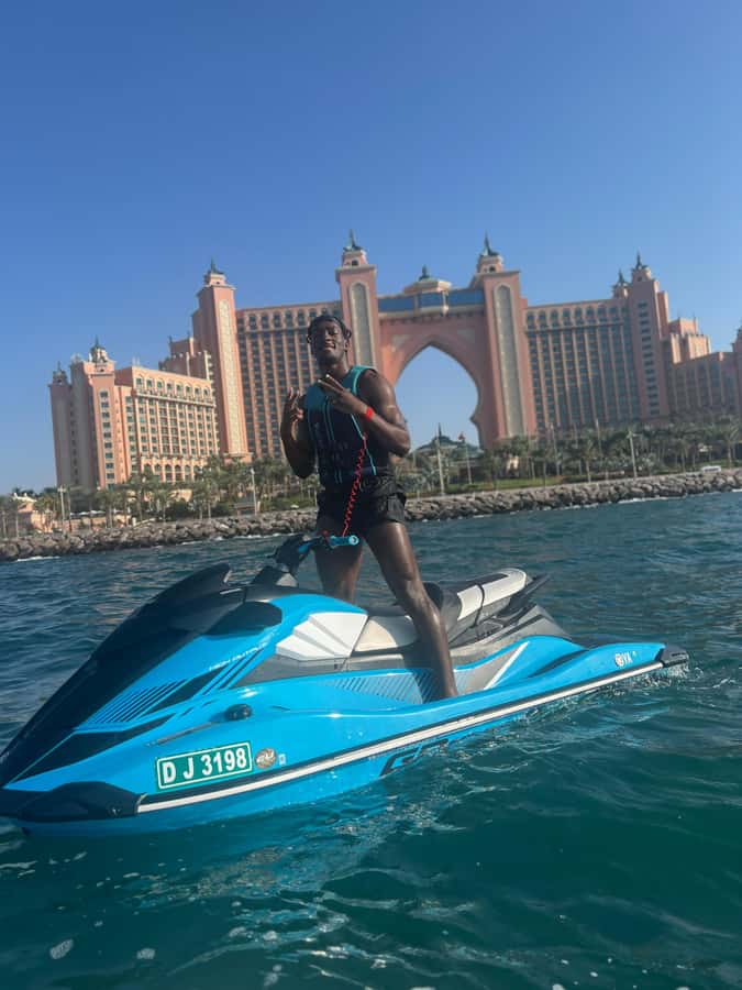 Palm Jumeirah: 1.5-Hour Guided Jet Ski Tour - What the $209 price really includes