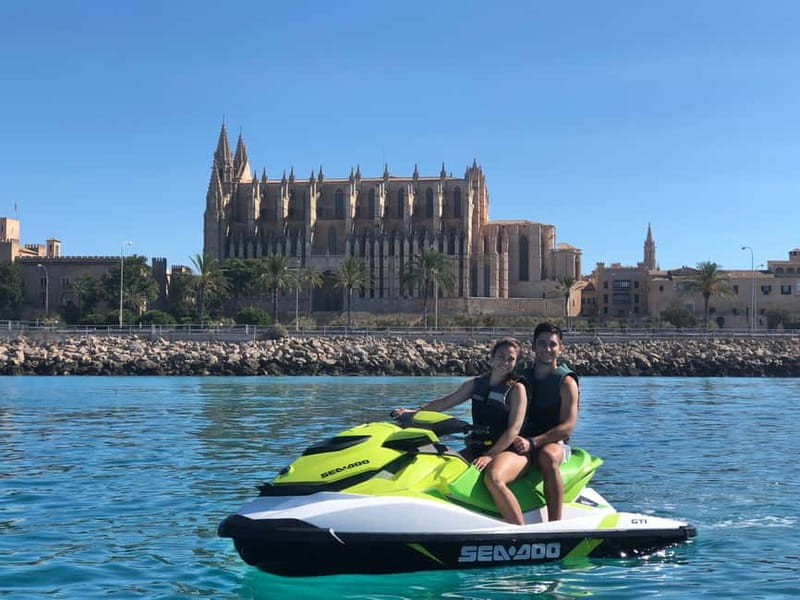 Palma de Mallorca: Jetski Tour to Palma Cathedral - Learning to drive before the speed begins